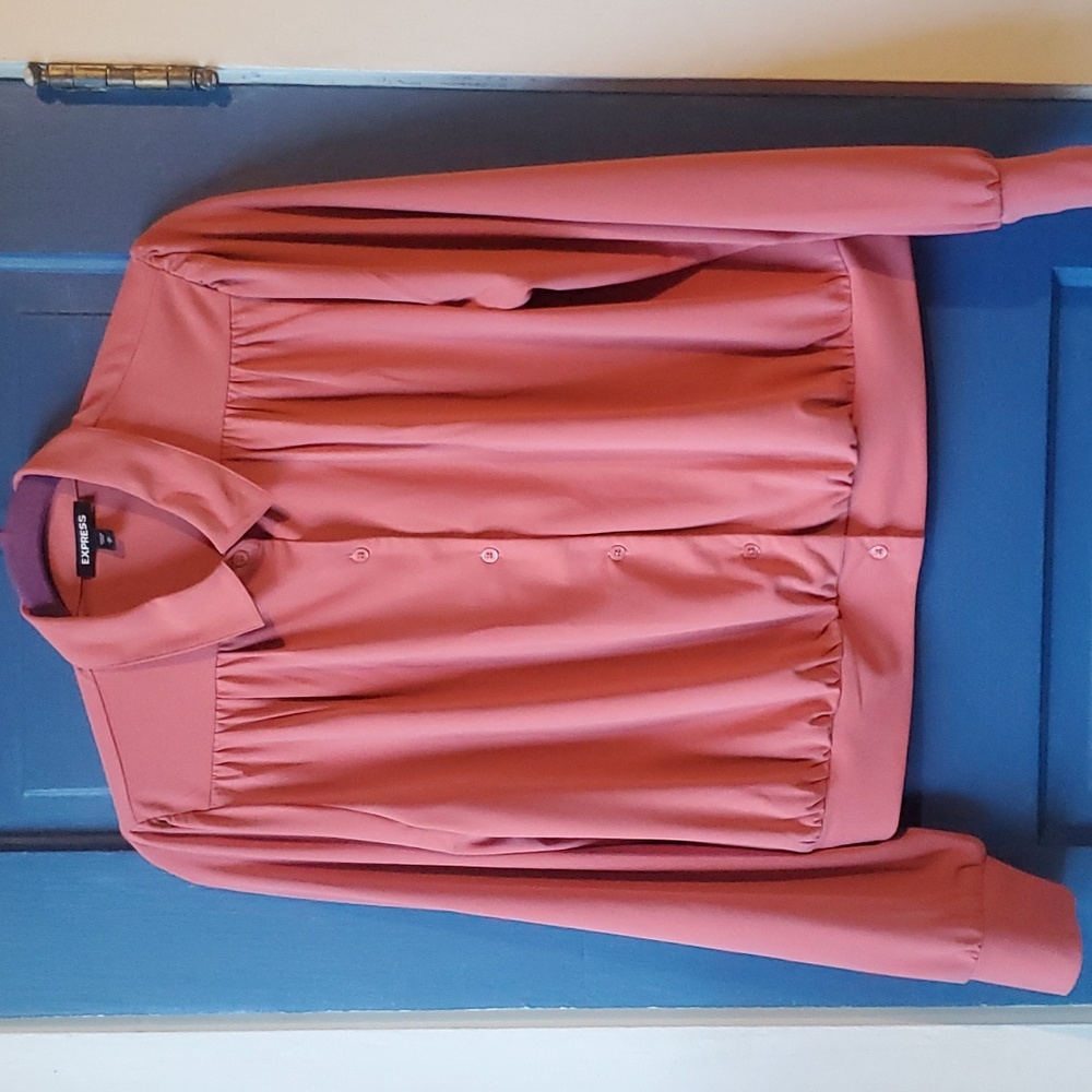 Express coral button up blouse, size Med